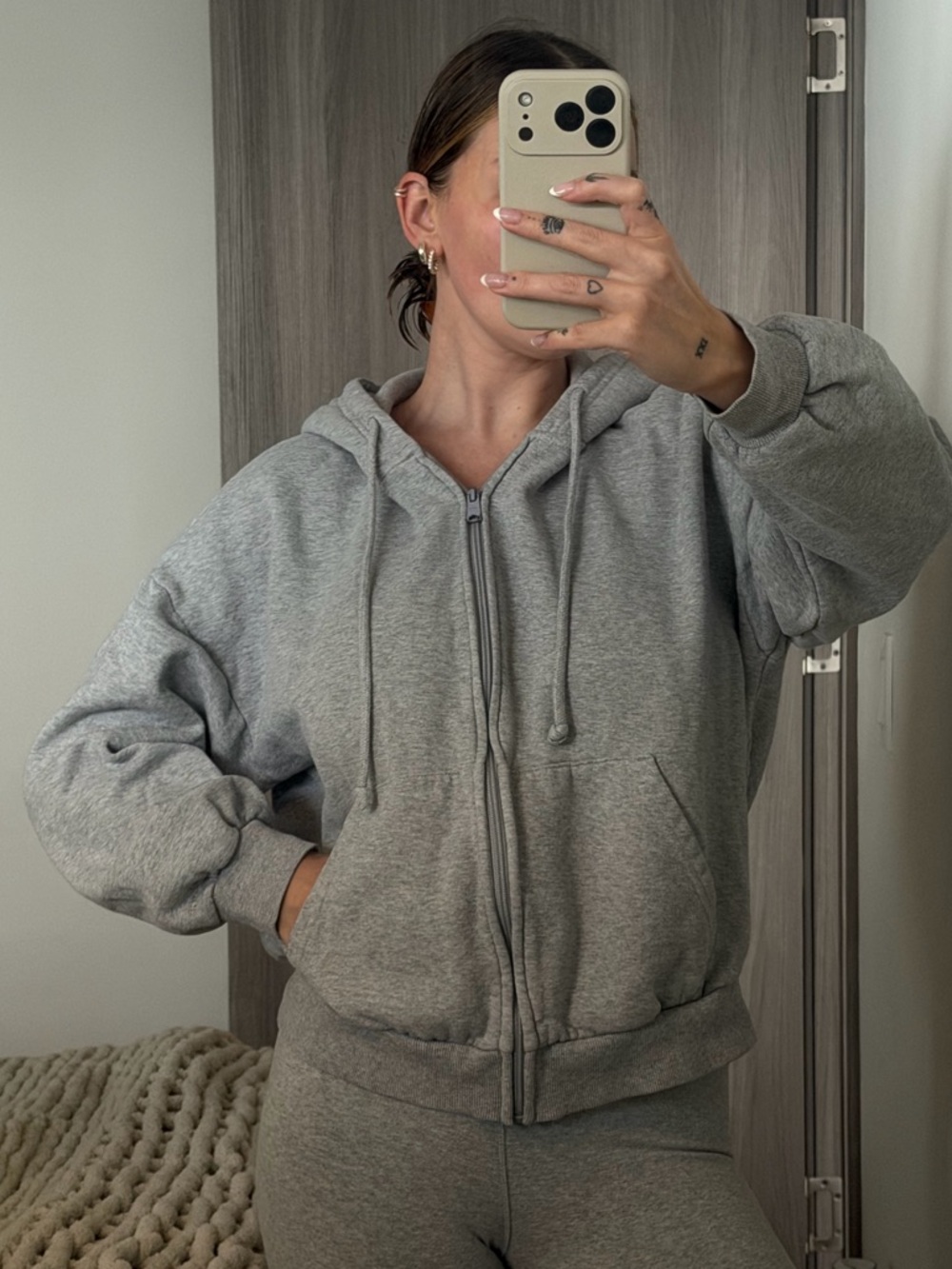Garage untrafleece Gray Zip-Up Hoodie Sweater - Picture 2 of 3